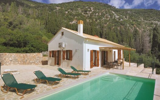 Beautiful villa for sale in Ithaca