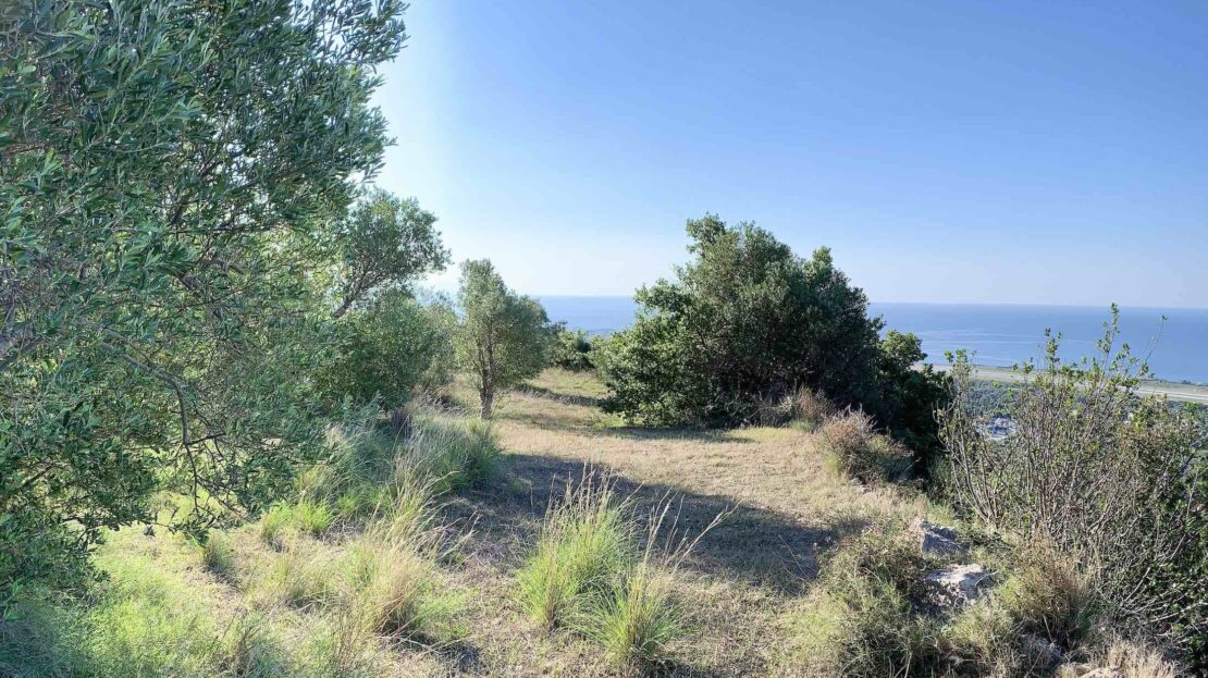 Lakithra hills breath-taking views plot for sale